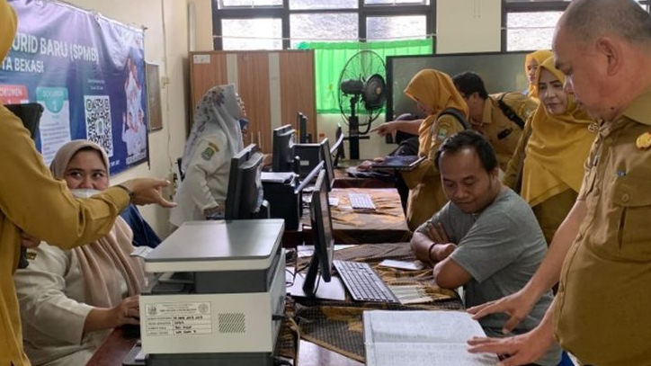 Disdik Kota Bekasi Pastikan Pendaftaran SPMB Tidak Ada Kendala