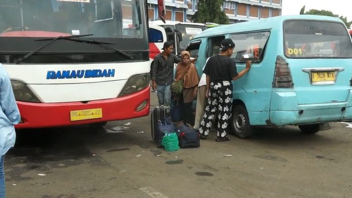 Harga Tiket Bus Melonjak pada Momen Libur Nataru