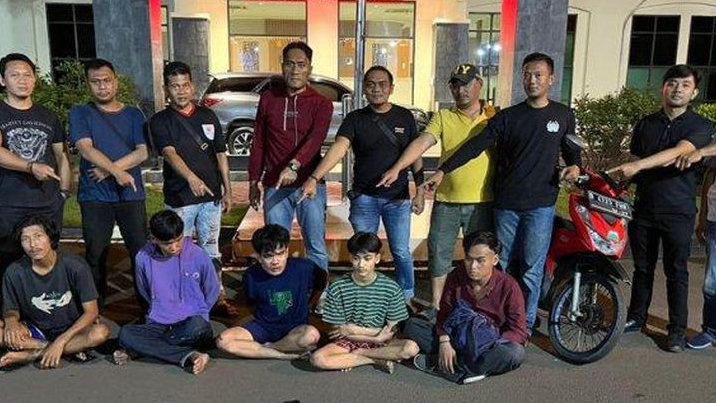 3 Begal Sadis Bekasi Ditangkap, Usianya Masih Brondong, Incar Pengendara Tunggal Langsung Ditodong Pedang