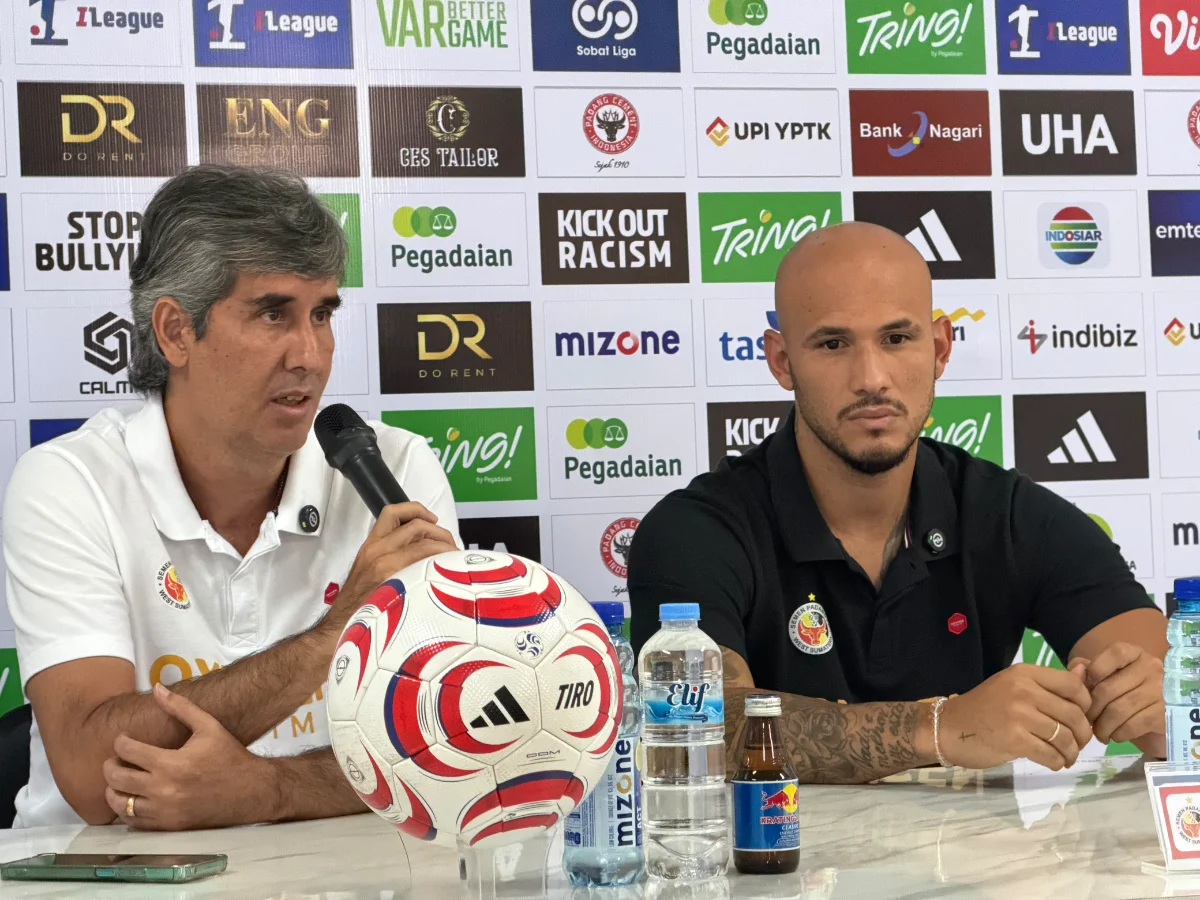 Pelatih Kepala Semen Padang, Stefano Cugurra