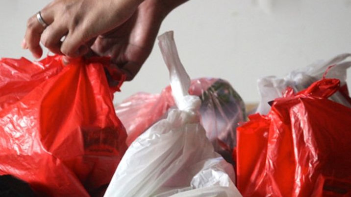Pemkot Bekasi Larang Penggunaan Plastik untuk Pembagian Daging Kurban, Warga Wajib Bawa Wadah Sendiri