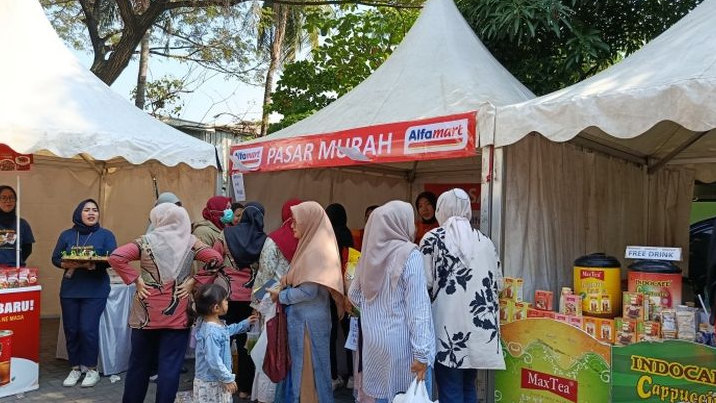 Pasar Murah di Teluk Pucung Laris Manis, Harga Lebih Murah Sampai 15 Persen