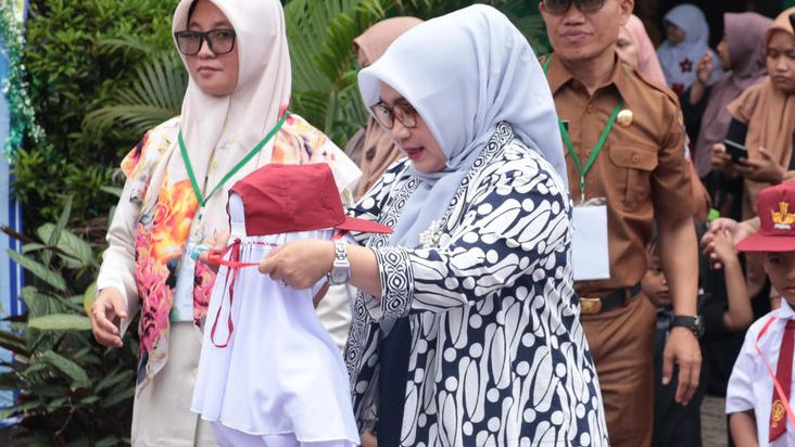 Pengawas Lakukan Monev MPLS, Pastikan Kegiatan Aman dan Bermakna