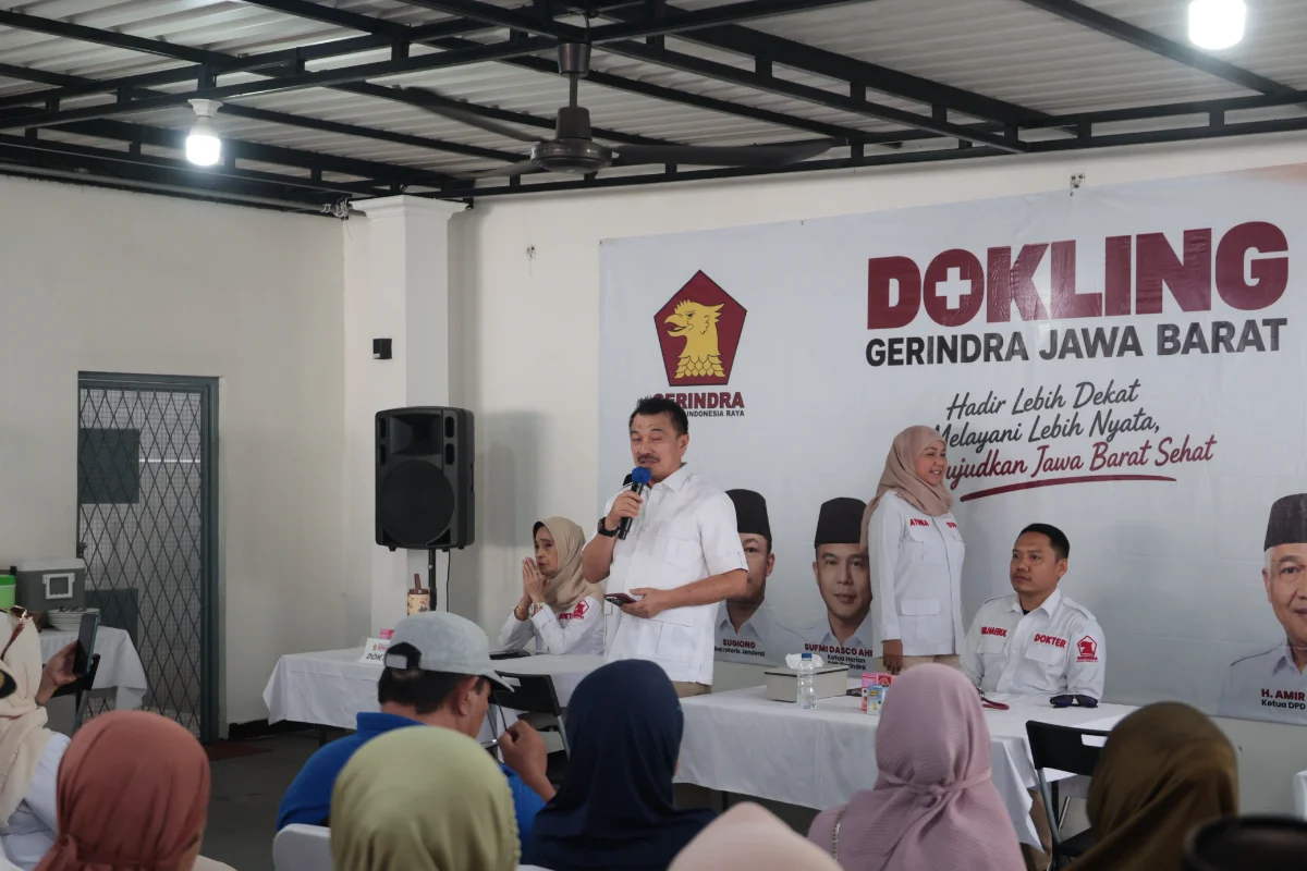 Jemput Bola Layanan Kesehatan, Wakil Wali Kota Bekasi Abdul Harris Bobihoe Hadiri Program Dokter Keliling di Jatiasih