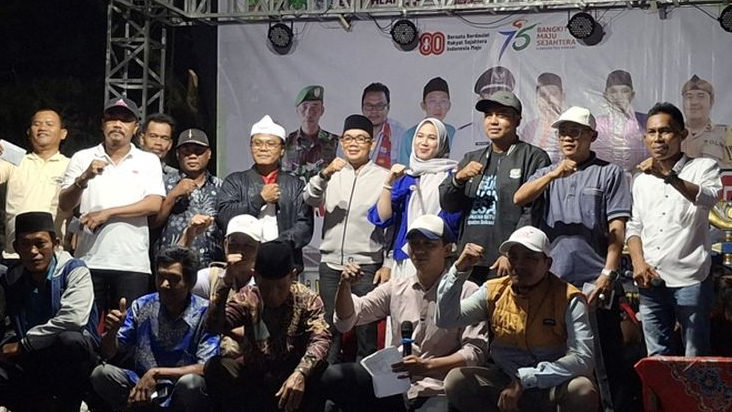 Warga Kertarahayu Meriahkan HUT ke-80 RI dengan Karnaval dan Pesta Dongdang