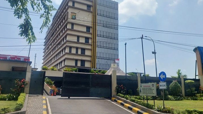 Provokasi Pelajar Buat Molotov dan Serang Polisi, Pria di Bekasi Ditangkap Polrestro Bekasi Kota