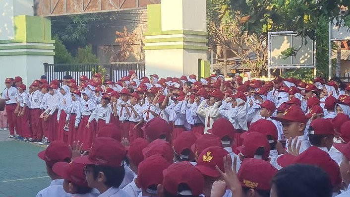 Disdik Kabupaten Bekasi Kaji Ulang Jam Masuk Sekolah Pukul 06.30 WIB