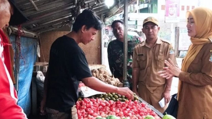 Kelurahan Padurenan Layangkan Teguran Pertama ke Pemilik Bangunan Liar di Jalan Bawang