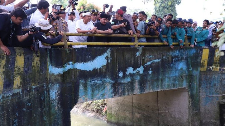 Bupati Bekasi Bersama Gubernur Jabar Tertibkan Bangunan Liar di Tambun Utara