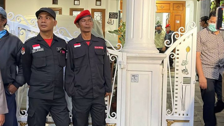 Hasto Kristiyanto Tidak Berada di Rumah saat KPK Lakukan Penggeledahan