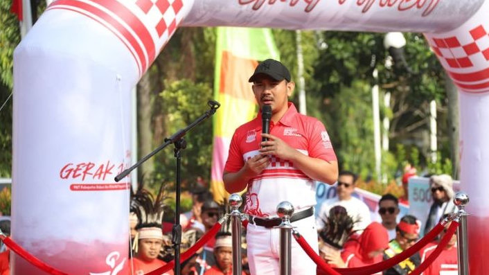 Bupati Tambah Hadiah, Gerak Jalan HUT RI dan Hari Jadi Kabupaten Bekasi Diikuti Ribuan Peserta