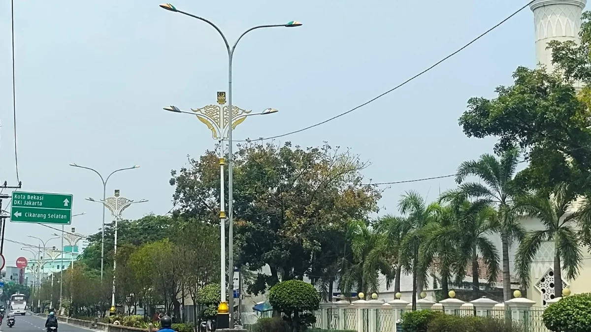 PJU di sepanjang jalan nasional Kabupaten Bekasi.