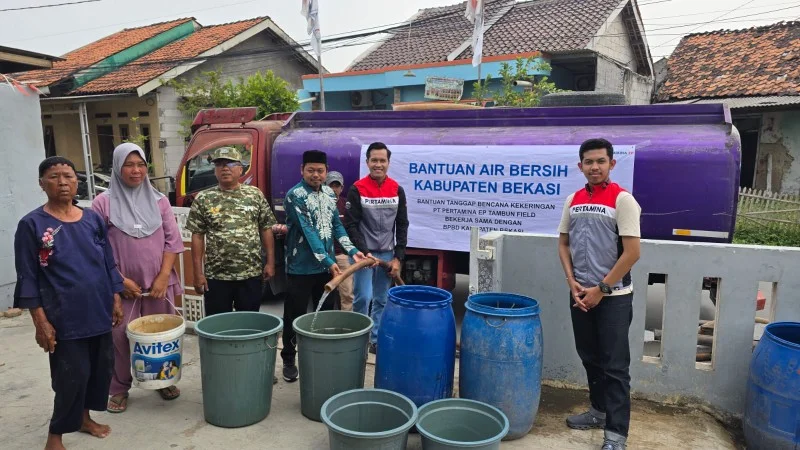 Warga terdampak kekeringan di Kabupaten Bekasi