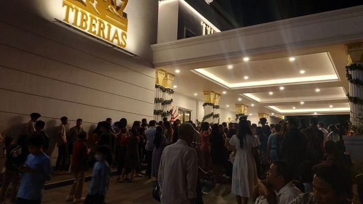 Misa Malam Natal di Gereja Tiberias Berjalan Lancar