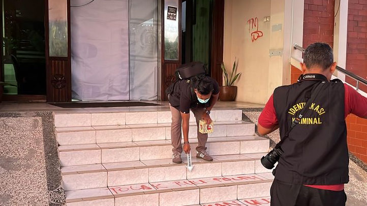 Aksi Demonstrasi Rusak Fasilitas Gedung DPRD Kota Bekasi