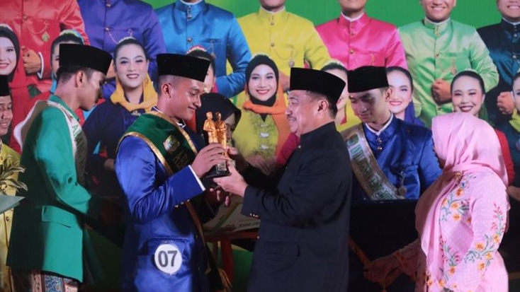 Alif Alfarabi dan Olivia Keizia Terpilih Jadi Abang Mpok Kota Bekasi 2025, Ini Pesan Wakil Wali Kota