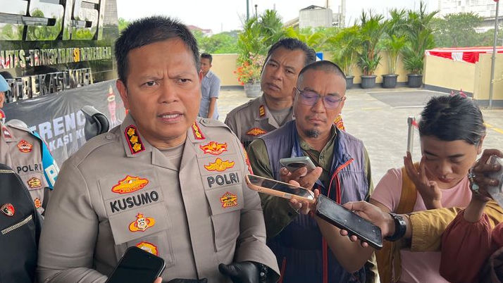 Polisi Tangkap Dua Anggota Ormas Pelaku Pemalakan Pedagang Nanas di Bekasi