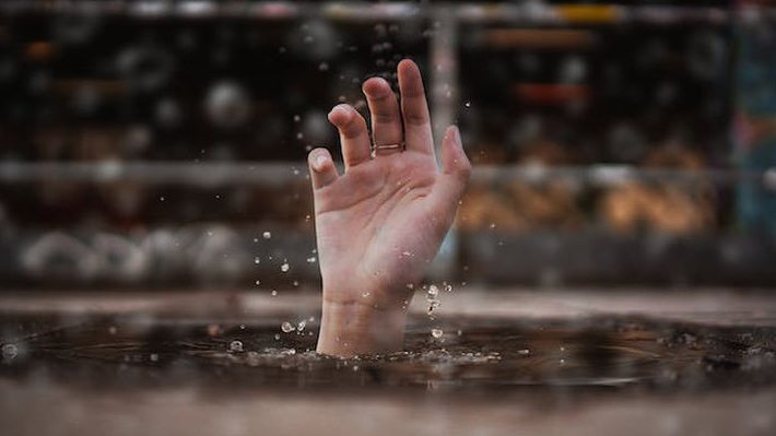 Pria 32 Tahun Diduga Terpeleset dan Hilang di Sungai Citarum Muaragembong