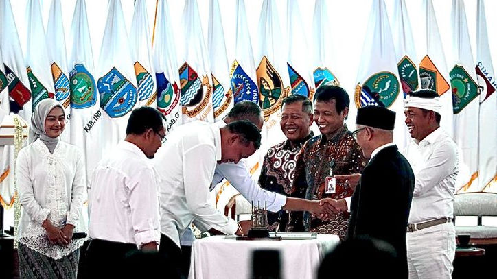Pemkot Bekasi Perkuat Komitmen Antikorupsi dalam Penandatanganan Sinergi di Gedung Pakuan