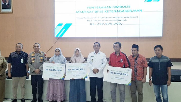 BPJS Ketenagakerjaan Bekasi Cikarang Serahkan Santunan Program JKM, Wabup Asep: Manfaatnya Besar Sekali