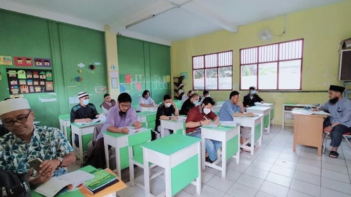 Warga Bekasi Pengin Belajar Bahasa Arab Offline? LPT Salman Al Farisi Sedang Buka Pendaftaran