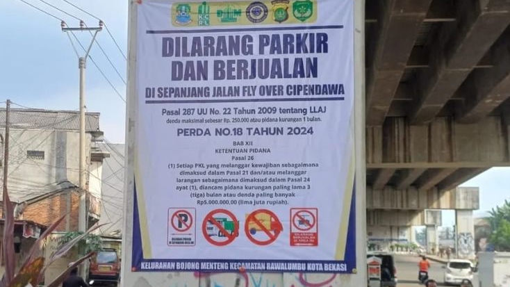 Parkir Liar di Kolong Flyover Cipendawa Tuai Keresahan Warga, Kelurahan Bojong Menteng Bertindak