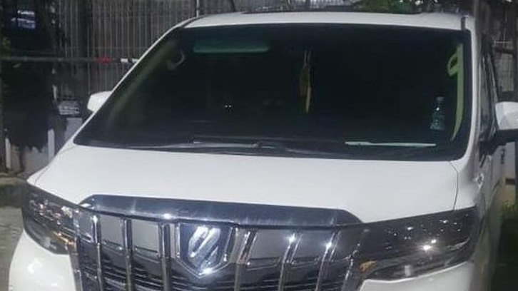 Dua Pria di Bekasi Ditangkap karena Terlibat Penggelapan Mobil Rental Senilai Rp5 Miliar