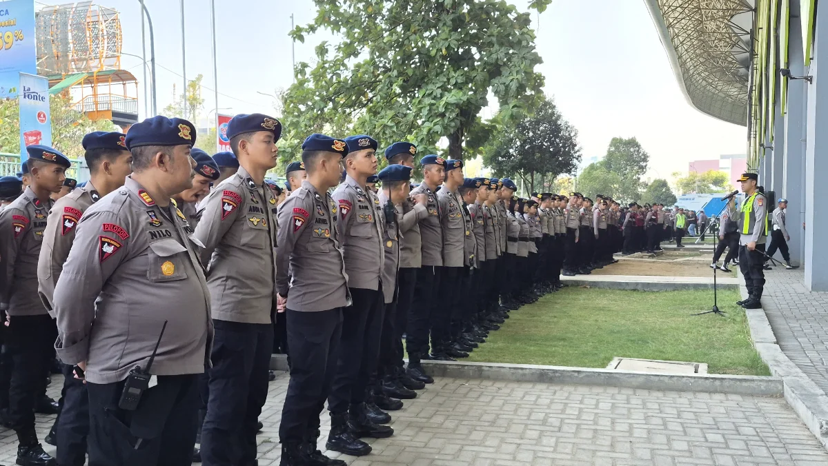 Amankan Laga Persija vs Arema FC di Bekasi, Kapolres Kedepankan Pendekatan Humanis Tanpa Senjata Api.