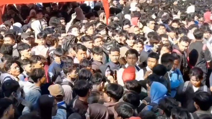 Job Fair Bekasi Ricuh dan Viral, Pemkab tak Kapok Malah Siap Gelar Lagi dan Bakal Jadi Percontohan