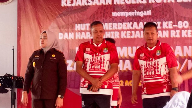 Pemkot Bekasi dan Kejari Gelar Pasar Murah Sambut HUT RI ke-80