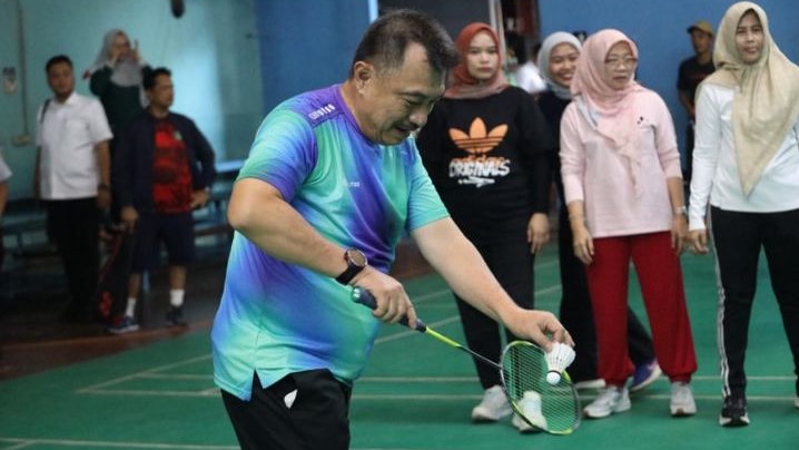 Wakil Wali Kota Bekasi Buka Turnamen Bulu Tangkis Antar Kelurahan se-Mustika Jaya