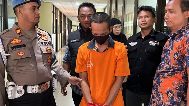 Ayah Kandung Perkosa Anak Kandungnya Berhasil Di Ringkus Polisi