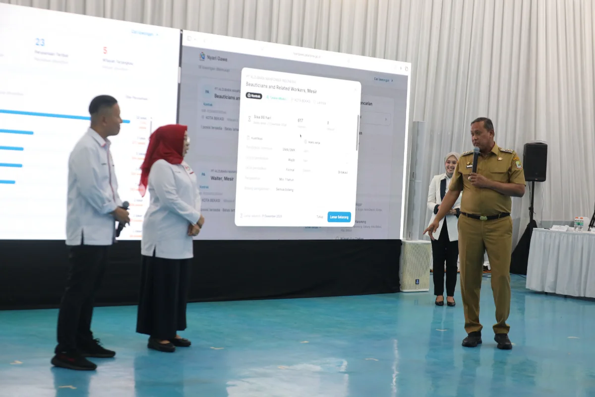 Pengenalan aplikasi "Nyari Gawe" di Bekasi