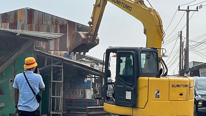Warga Beli Tanah Pemerintah dari Calo dan RT, Bangunan Dibongkar Pemkab Bekasi
