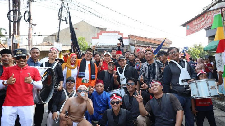 Karnaval dan Tasyakuran HUT RI ke-80 di Jatiwaringin Meriah, Wawali Bekasi Ajak Pemuda Berinovasi