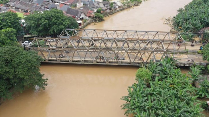 Hujan Deras Bikin Sejumlah Wilayah di Kota Bekasi Kebanjiran