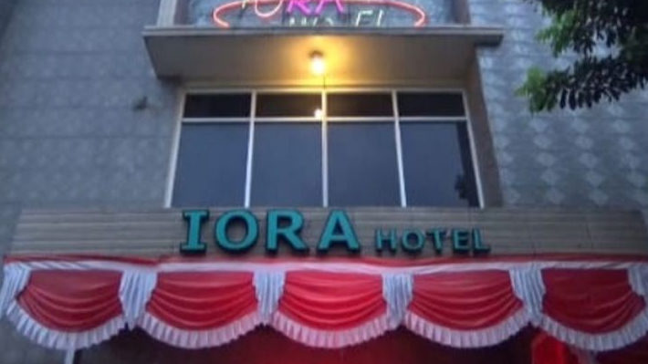 IORA Hotel Bekasi Klarifikasi Teks Asusila di Neon Box: Dugaan Peretasan, Bukan Konten Resmi