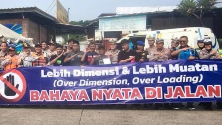 Jasa Marga Edukasi Pengemudi Truk soal Bahaya ODOL di Tol Palikanci