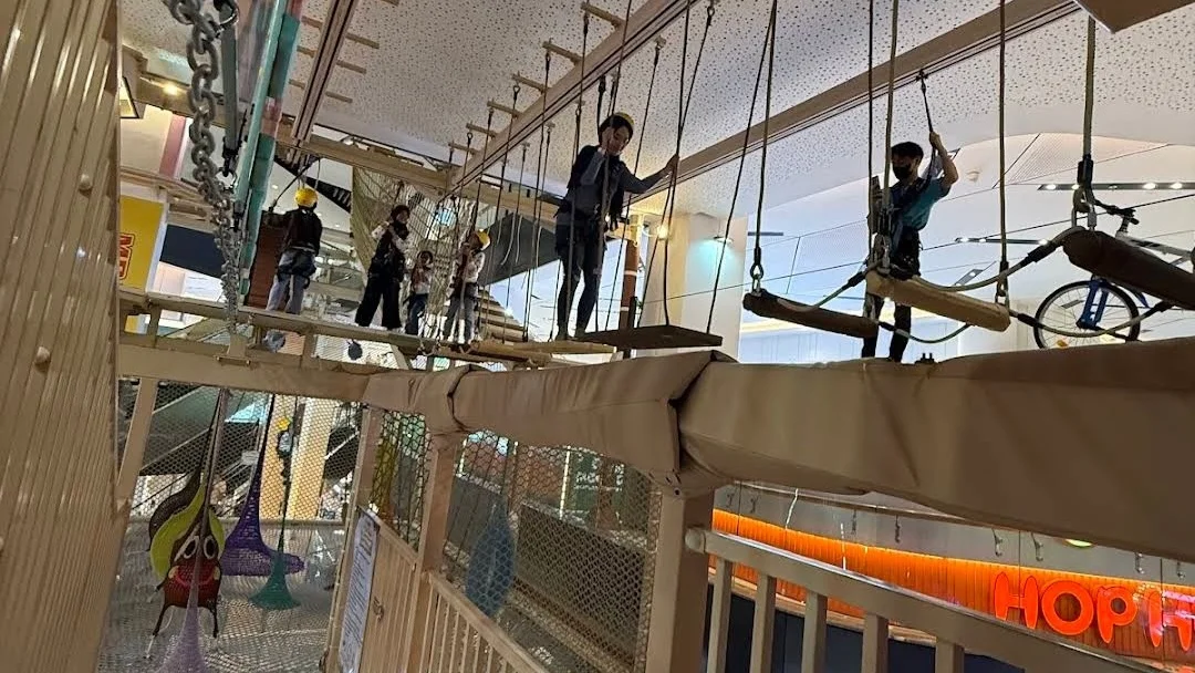 Rasakan Sensasi 'Inner Child Healing' dan Wahana Adrenalin di Playtopia Adventure
