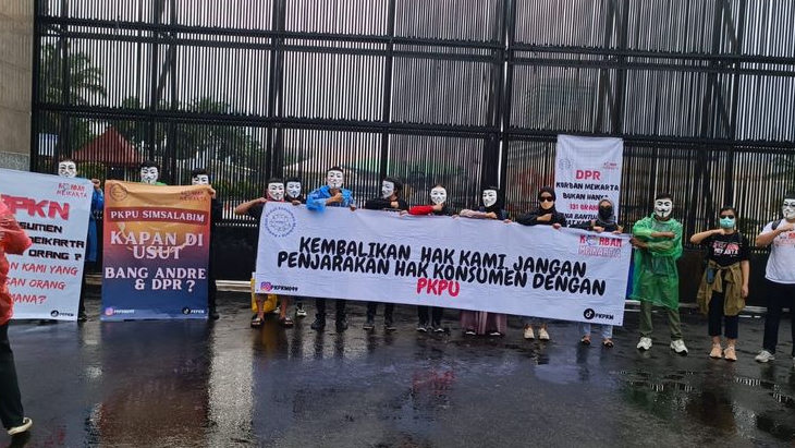 Perkumpulan Komunitas Peduli Konsumen Meikarta Gelar Aksi Diam di Depan DPR, Tuntut Pengembalian Dana Konsumen