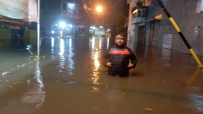 Hujan Deras Sebabkan Banjir di Beberapa Wilayah Kota Bekasi
