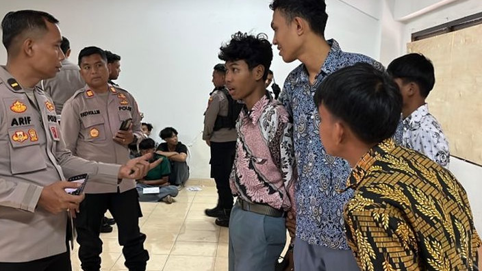 Puluhan Pelajar Hendak Demo di DPR RI Diadang di Bekasi, Banyak Tak Tahu Isu Aksi