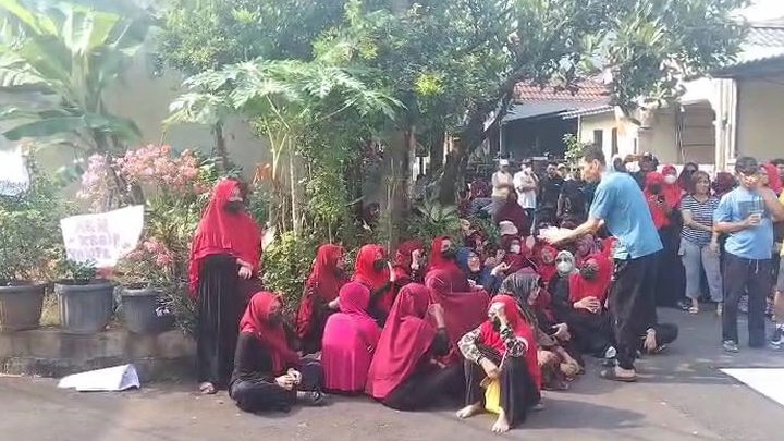 Ajaran Umi Cinta: Infak Rp1 Juta Masuk Surga