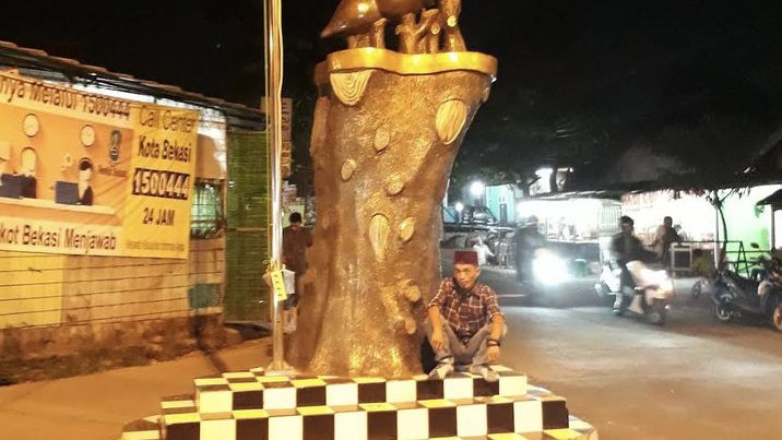 Asal Usul Tugu Asem di Mustikajaya, Ternyata Dulu Pernah Ada Pohon Besar yang Terkenal