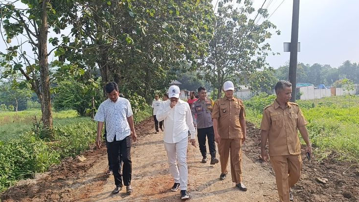 Perbaikan Jalan Ragemanunggal-Mekarsari, Sarif Marhaendi Ingatkan Pelaksana Kerjakan Sesuai Spesifikasi