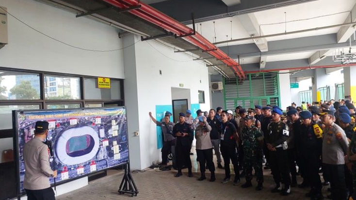 Persiapan Polisi Jelang Laga Persija vs PSBS Biak