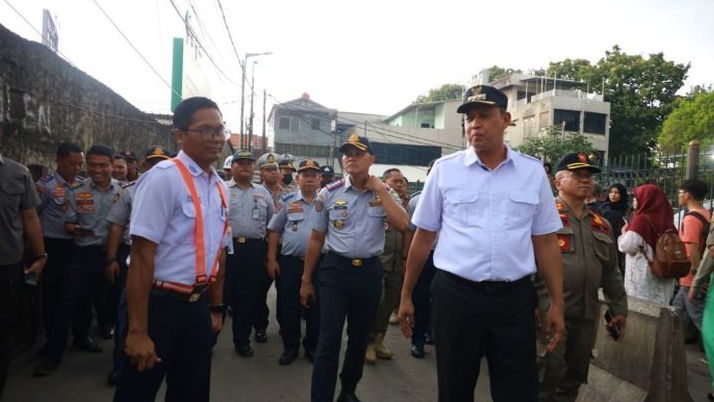 Wali Kota Bekasi Perintahkan Satpol PP Jaga Ketat di Stasiun Bekasi hingga Malam Hari