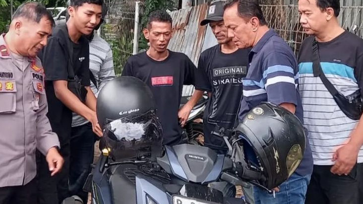 Polsek Bekasi Barat Tangkap 10 Orang Preman yang Bikin Resah