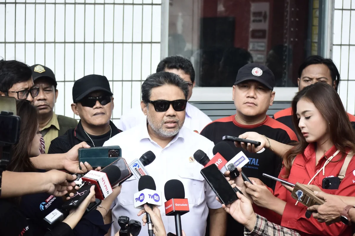 Said Iqbal saat diwawancarai oleh wartawan.