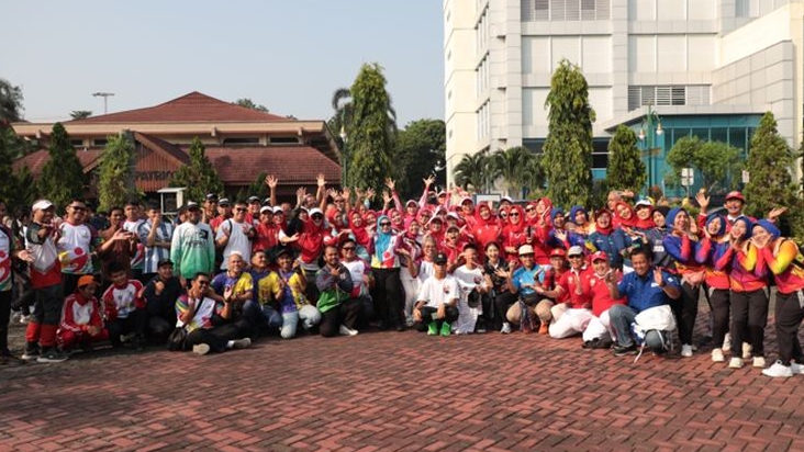 KORMI Kota Bekasi Siap Berlaga di FORNAS VIII NTB, Wali Kota Lepas Kontingen